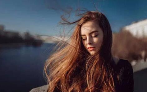 每天应该怎么和女朋友聊天?才会有聊不完的话